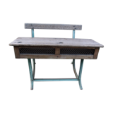 Wire desk base flat iron