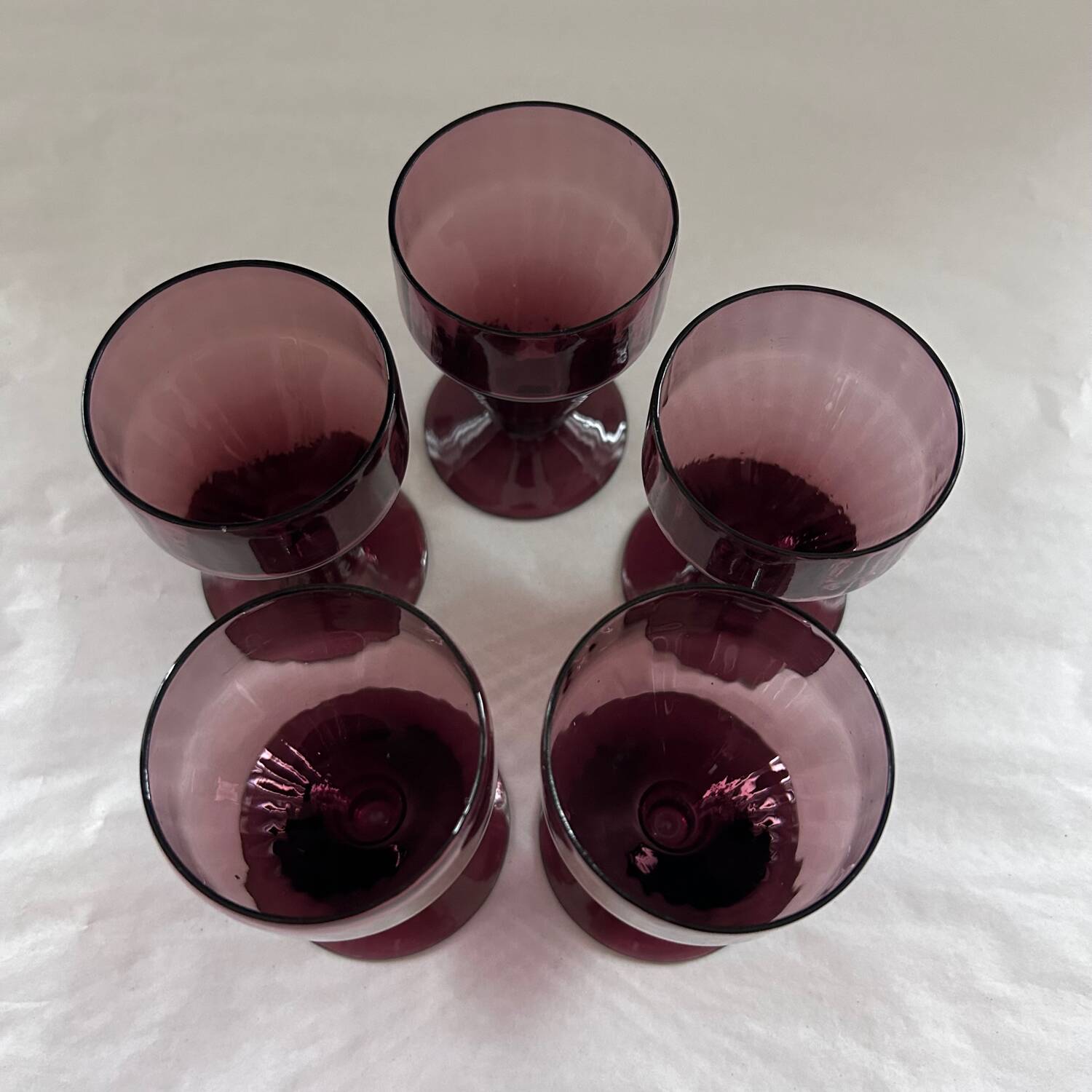 Set of 5 eggplant glasses