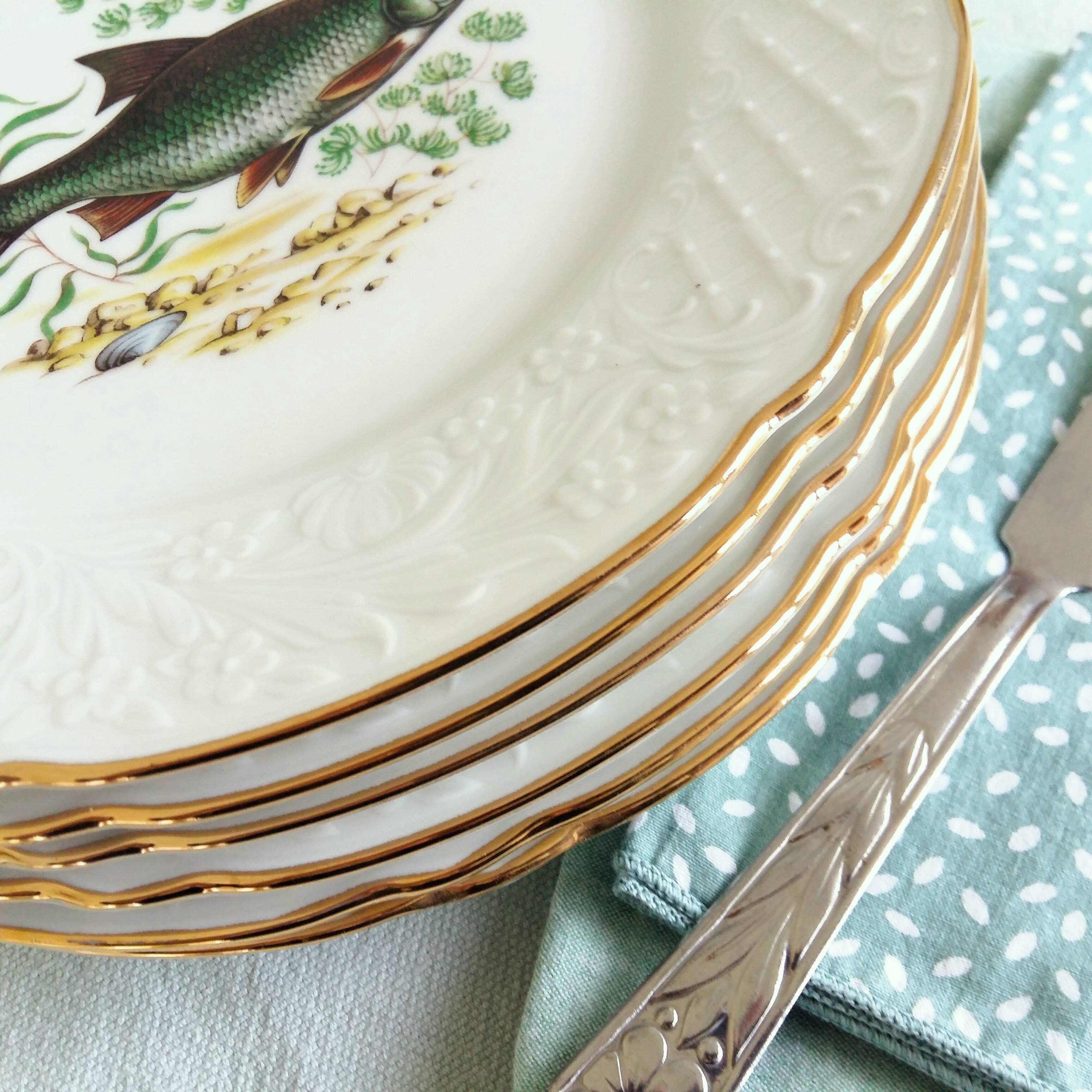 Ensemble D'assiettes En Verre Vintage - Plat à Poisson Inclus - Finition Mate Transparente