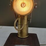 Ancienne lampe acétylène " Lutetia" sur support bois