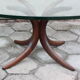 Table à café en verre et en bois, années 1960