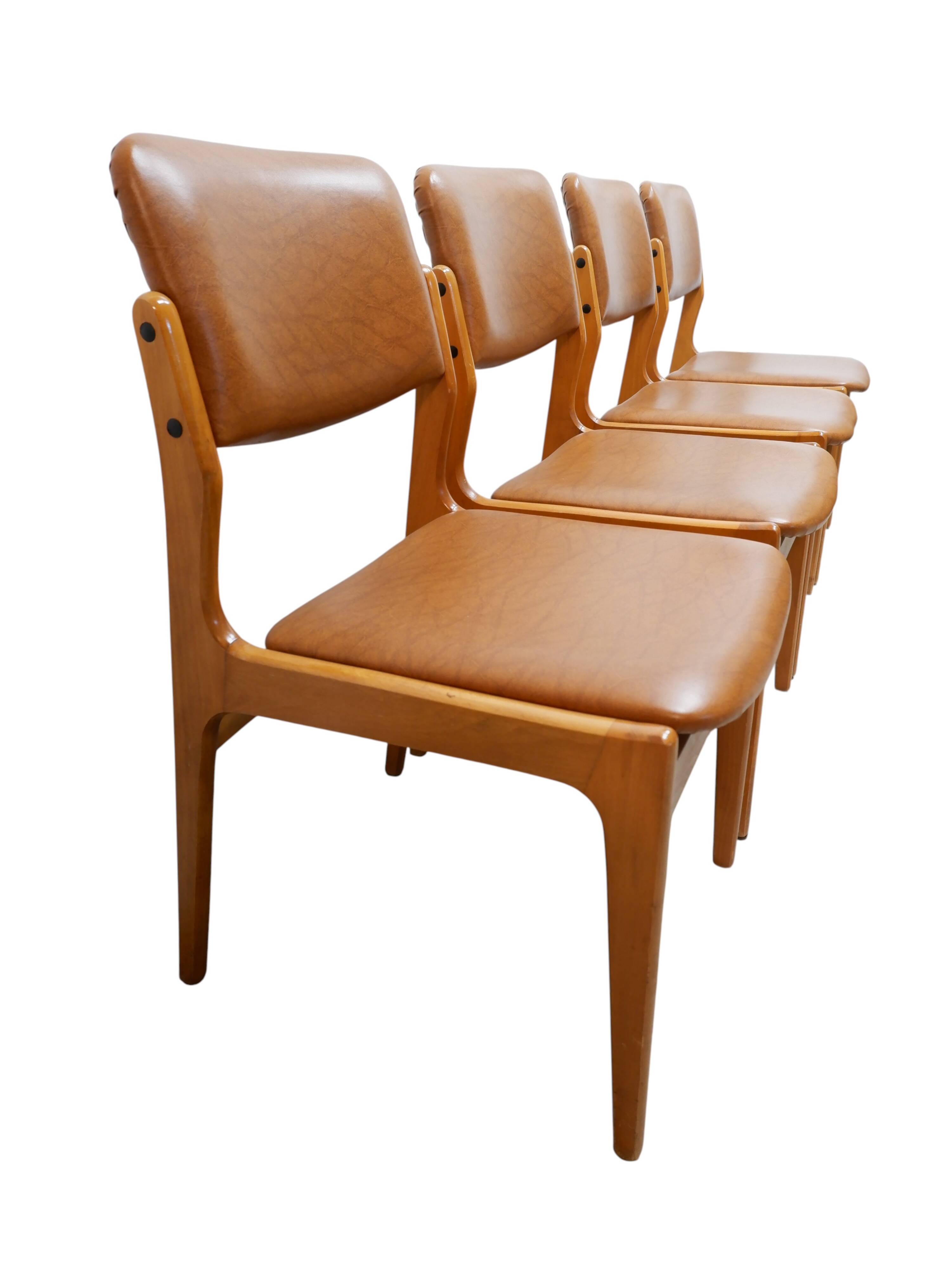 Set of 4 Danish dining chairs, 1970s
