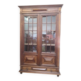 Bibliothèque vitrée en noyer, XIXème
