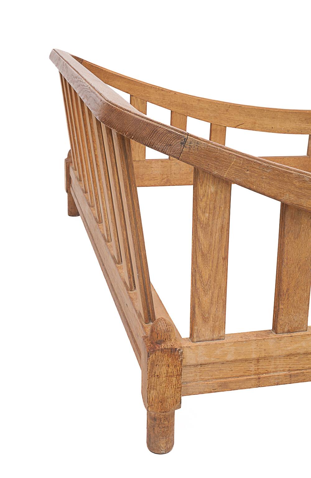 Boat bed by Guillerme and Chambron