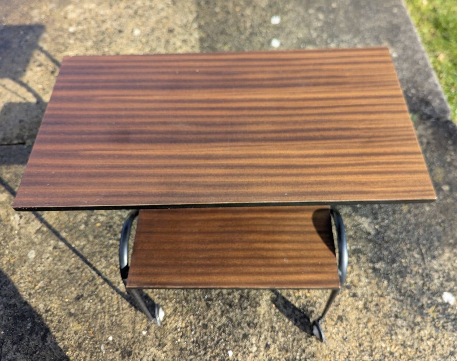 Vintage 50s 60s design rolling serving table