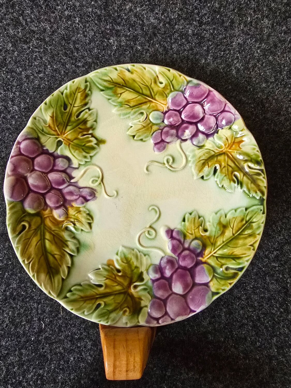Antique slipware plates