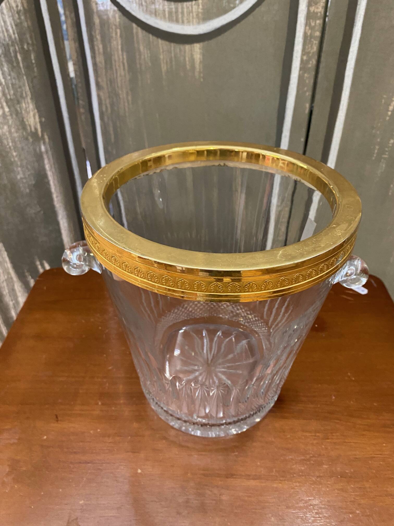 Saint Louis crystal champagne bucket with thistle thistle decor with rim