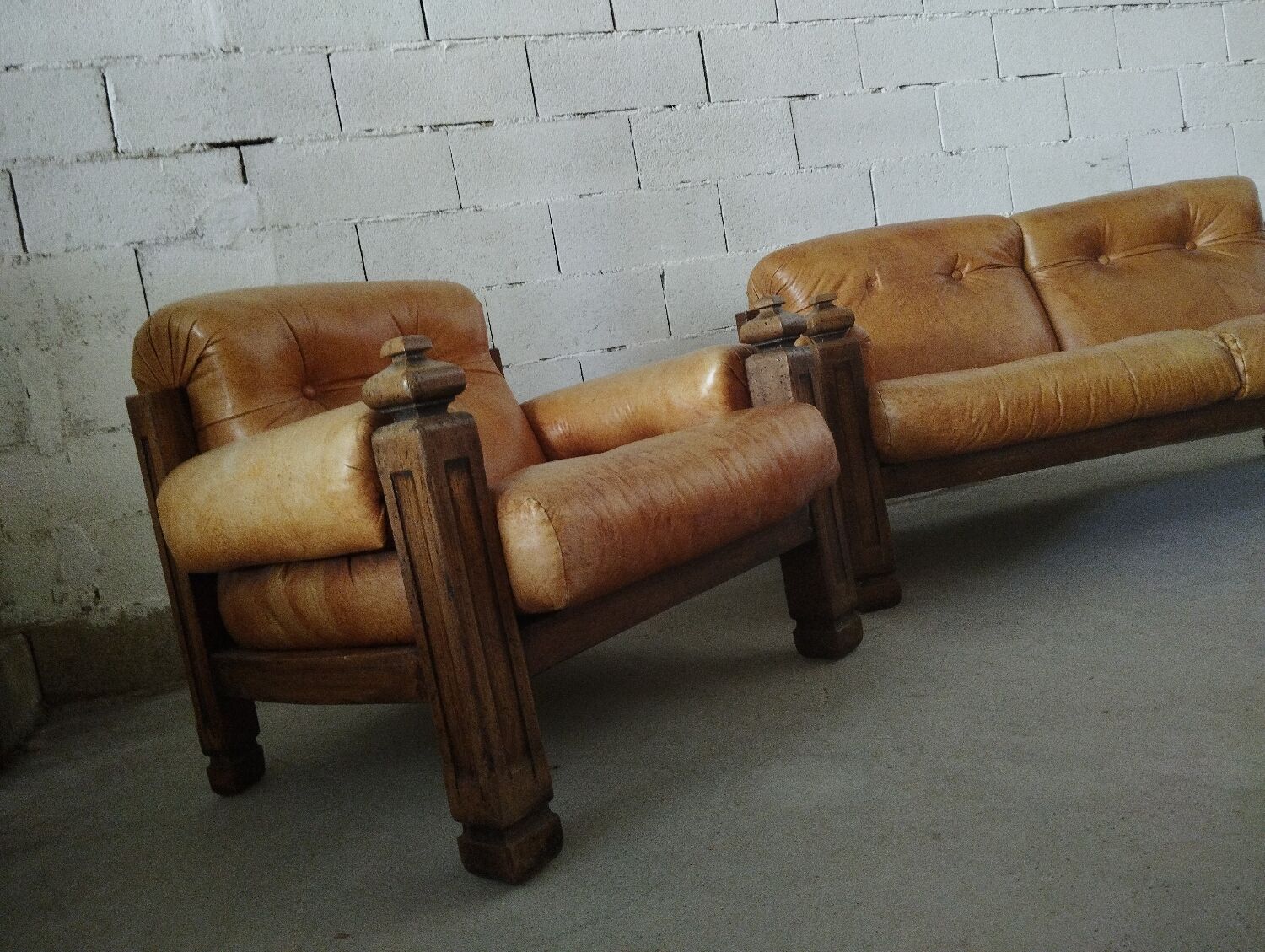 Brutalist leather lounge