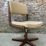 Scandinavian style swivel office chair