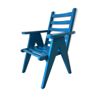 Children's feet vintage 1950s compass chairs