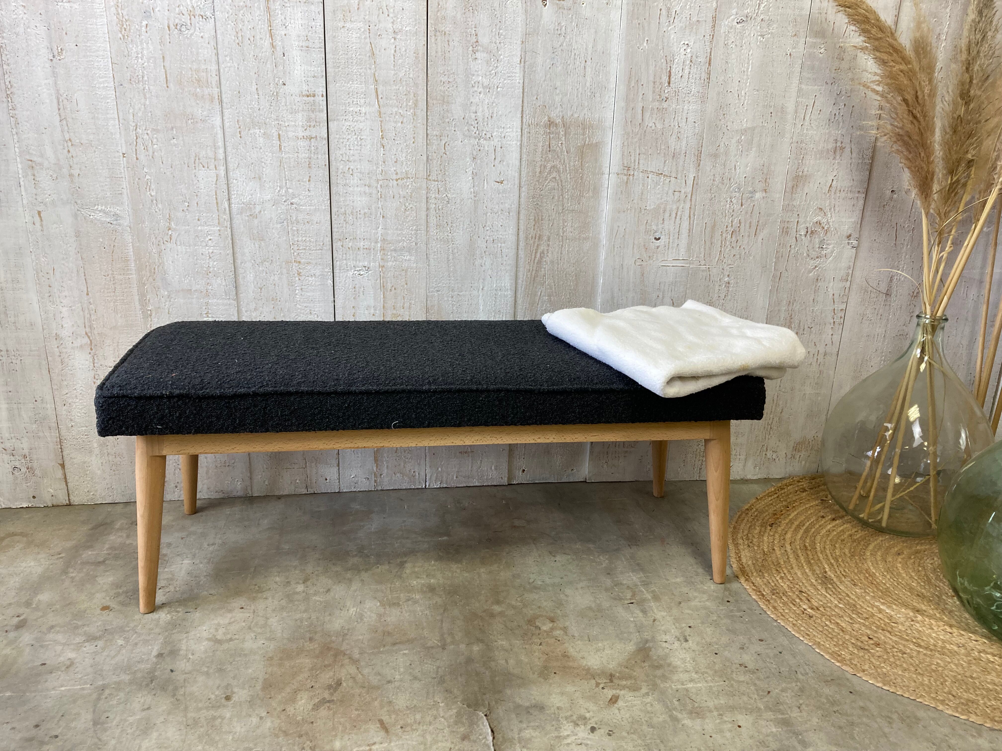 Bench with Scandinavian line