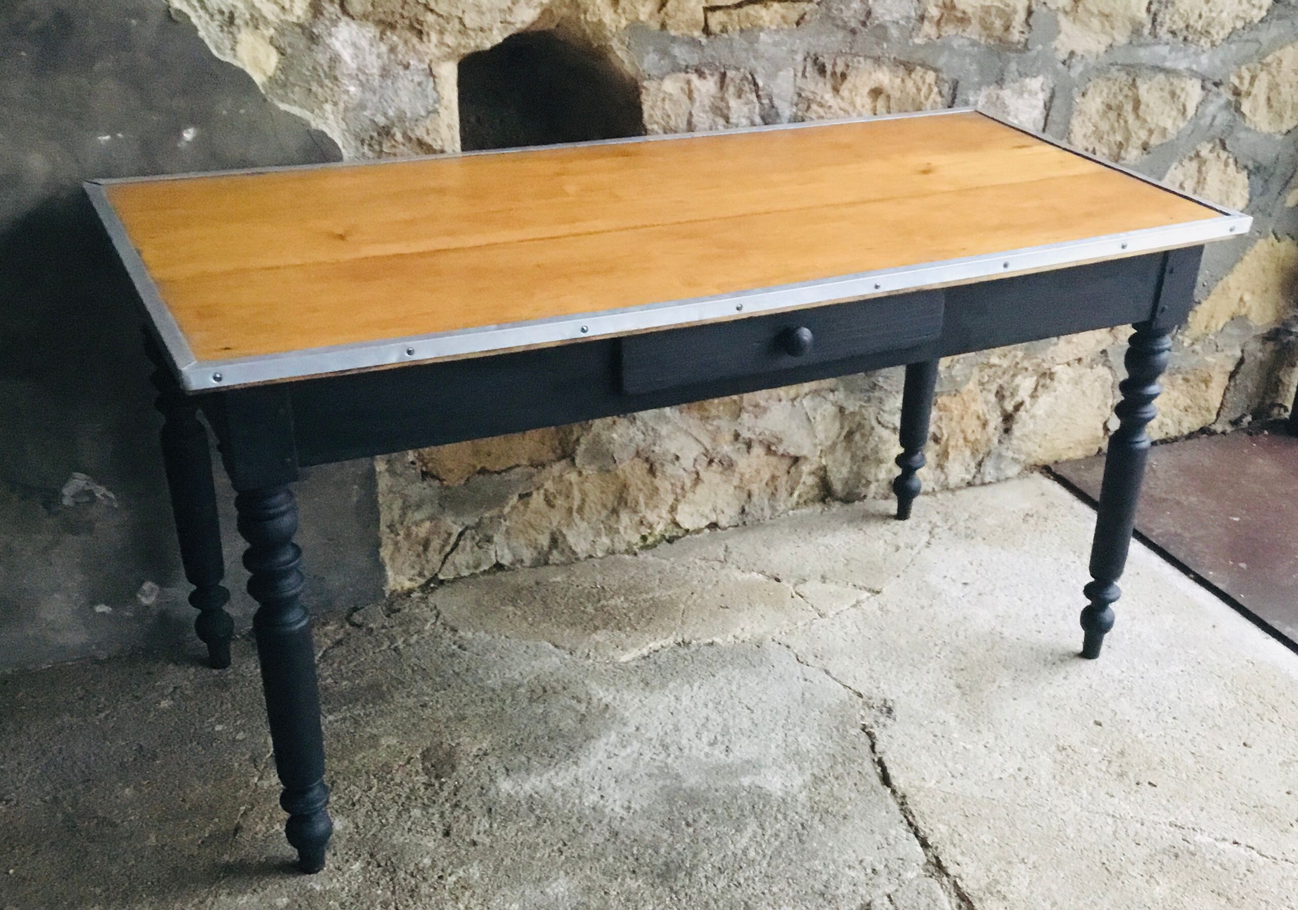 Black pietement farm table - metal strapping - turned feet - 20th century