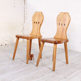 Set of 2 pine kitchen chairs