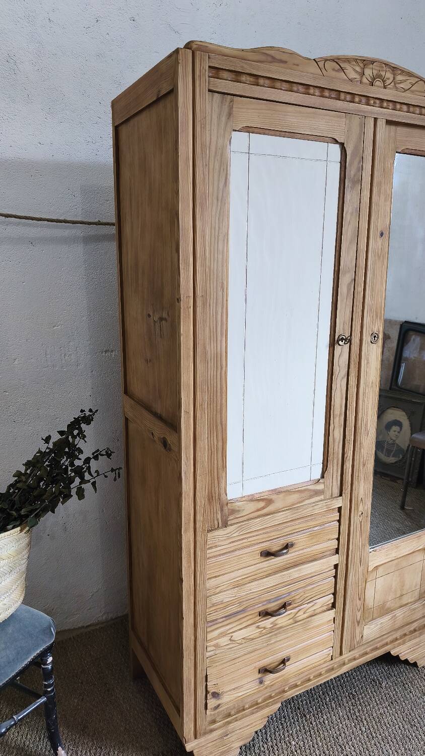 Armoire parisienne Art déco