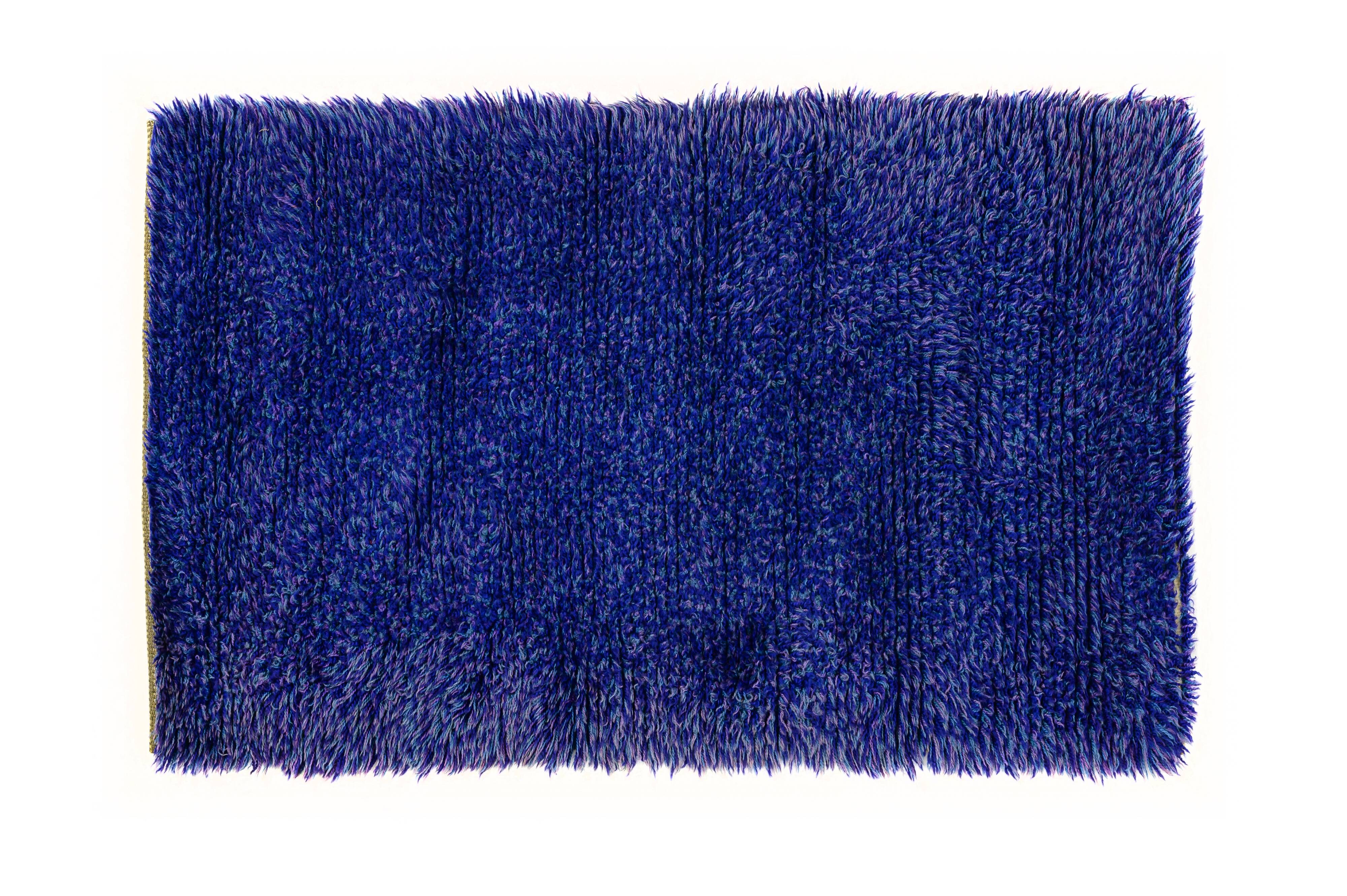 Scandinavian 20th century modern rya rug. 120 X 71 cm (47 X 28 in)