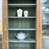 Large two-part display case (renovated)