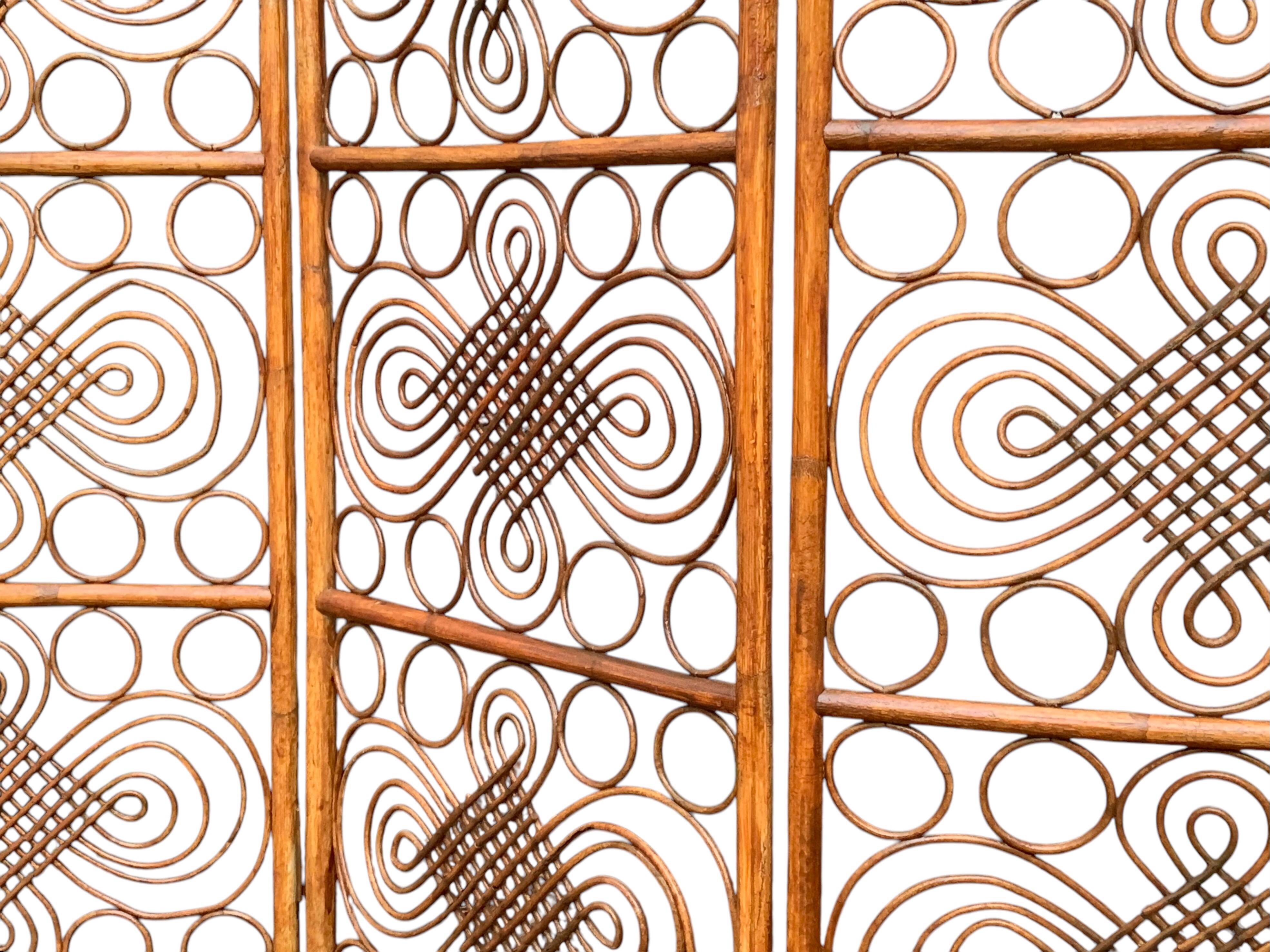 Vintage 1960s Curved Rattan Screen