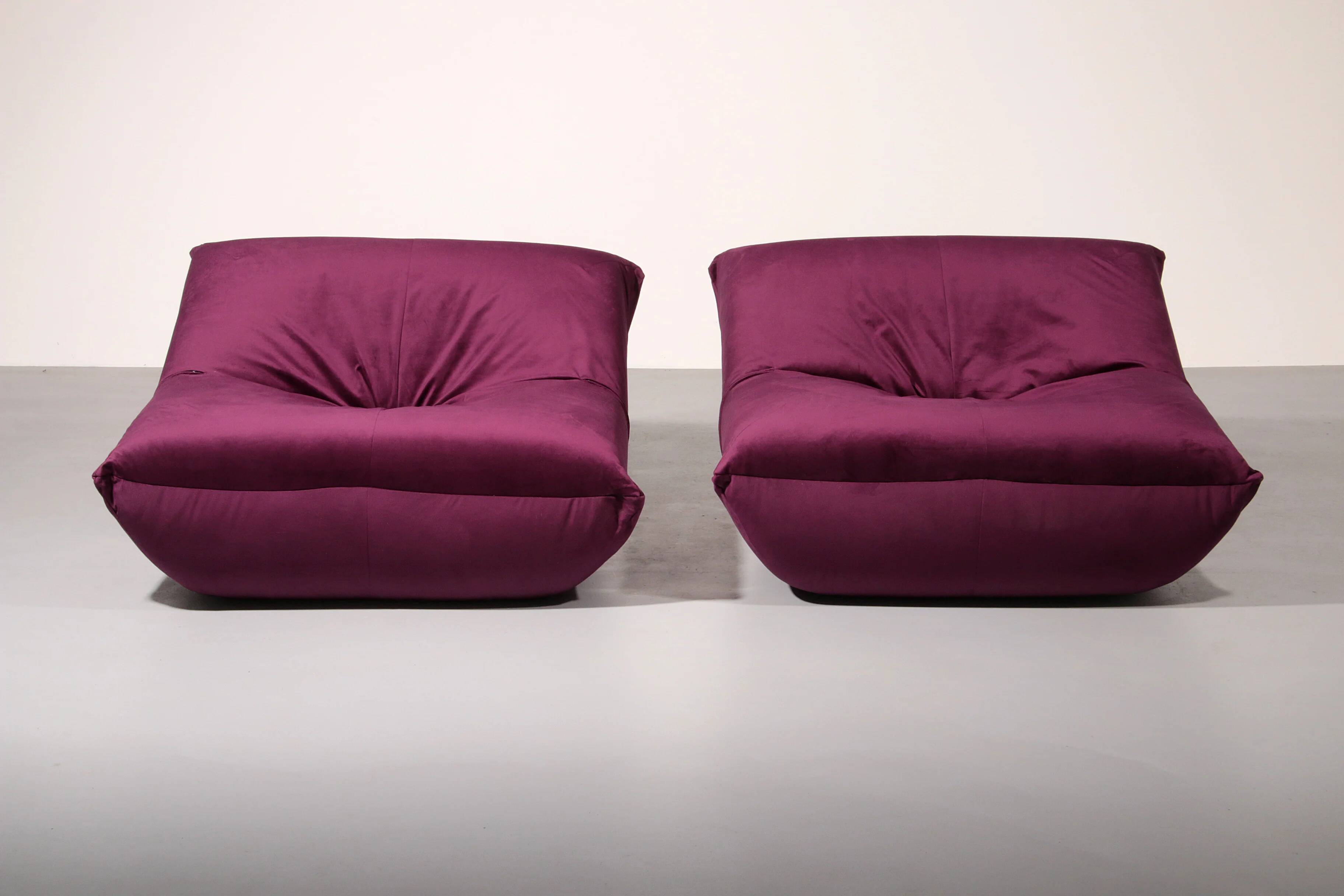 Purple Papillon lounge chairs by Guido Maria Rosati for Giovannetti, mind condition