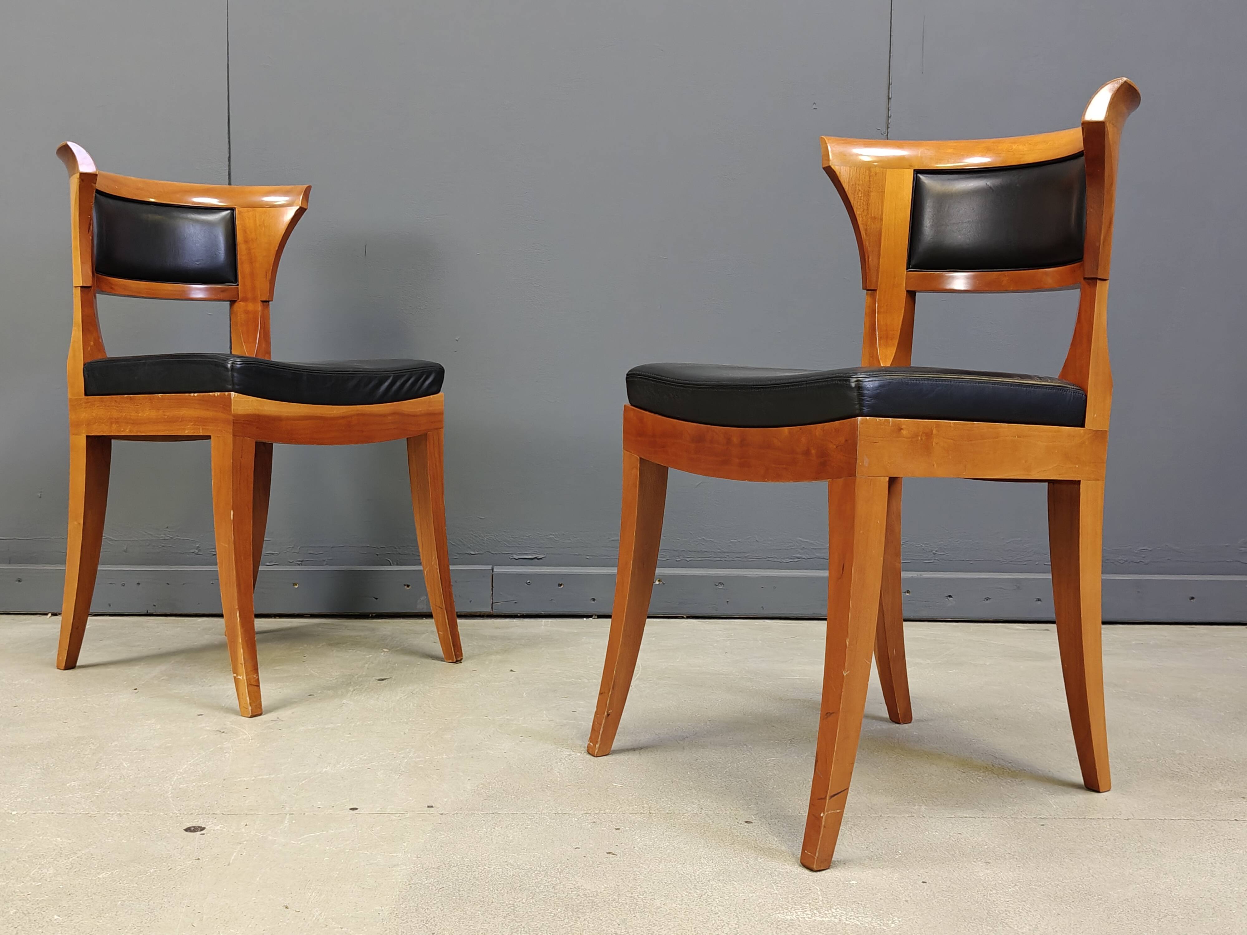 Set of 12 Cherry wood dining chairs by Leon Krier Model Sella Media by Gior