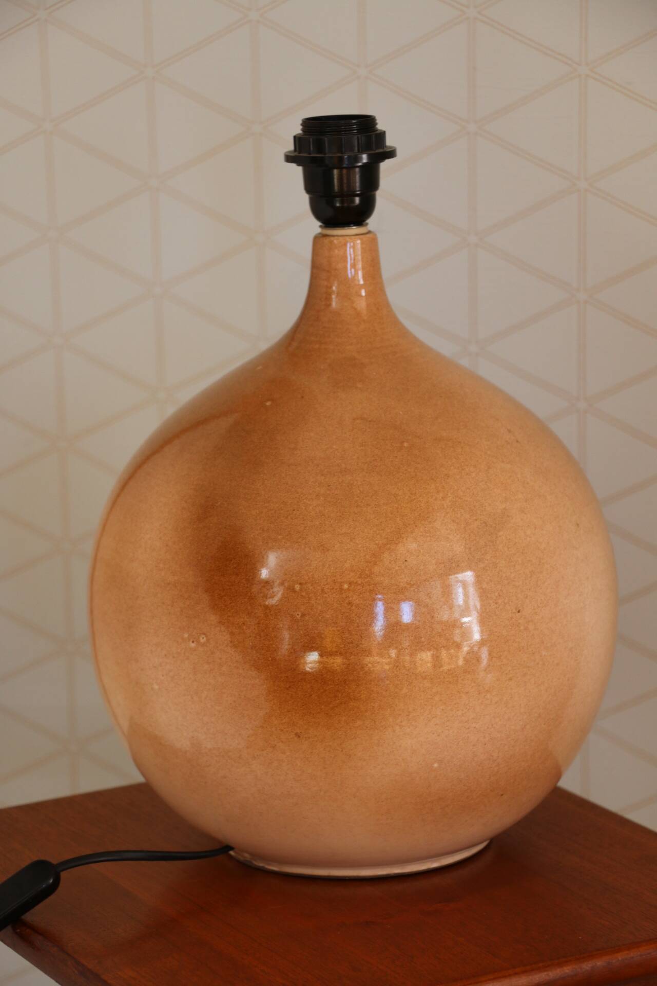 Beige ceramic lamp base 330mm