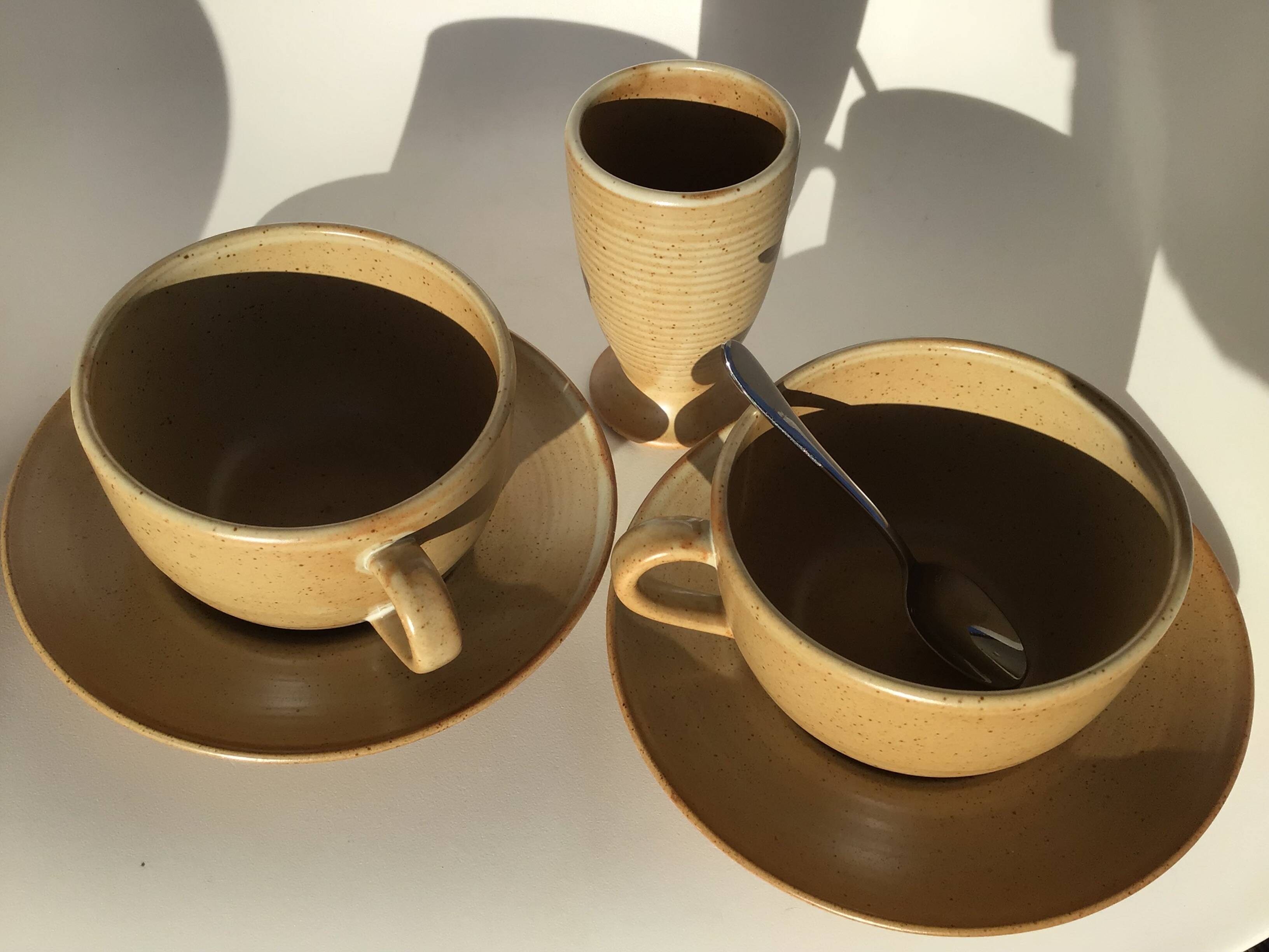 Pair of blond Grès Village lunches