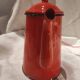 Cafetière vintage française en métal émaillé rouge