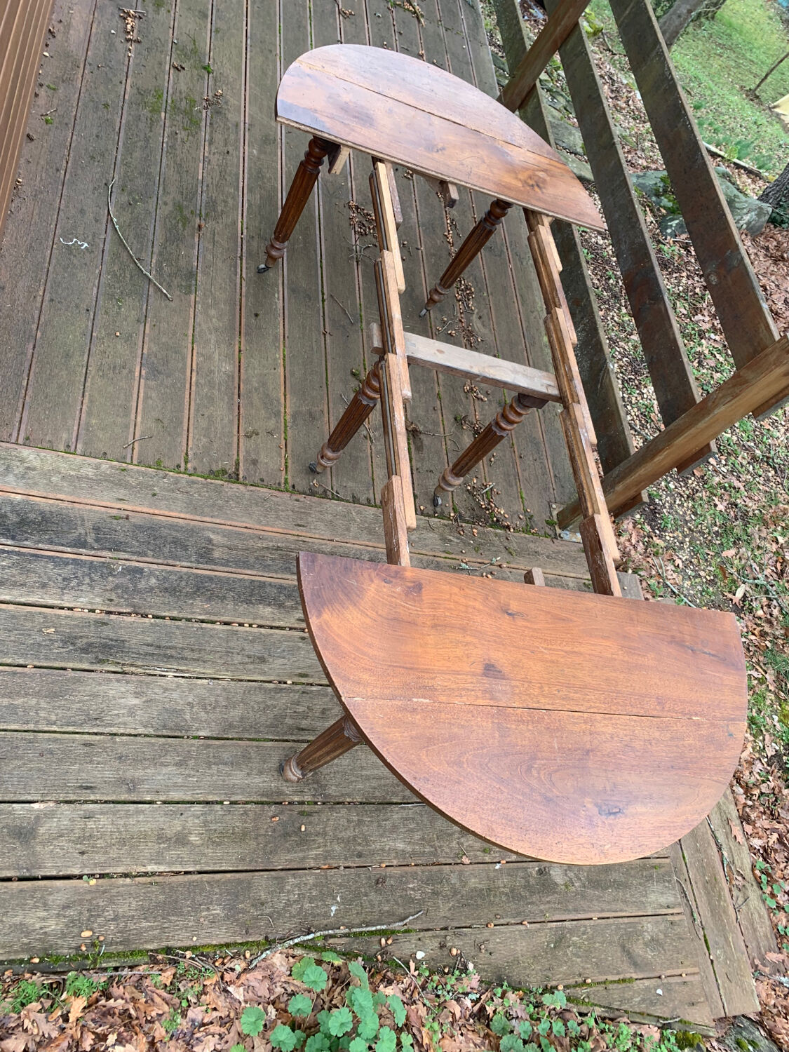 Dining table Louis Philippe end 19 th