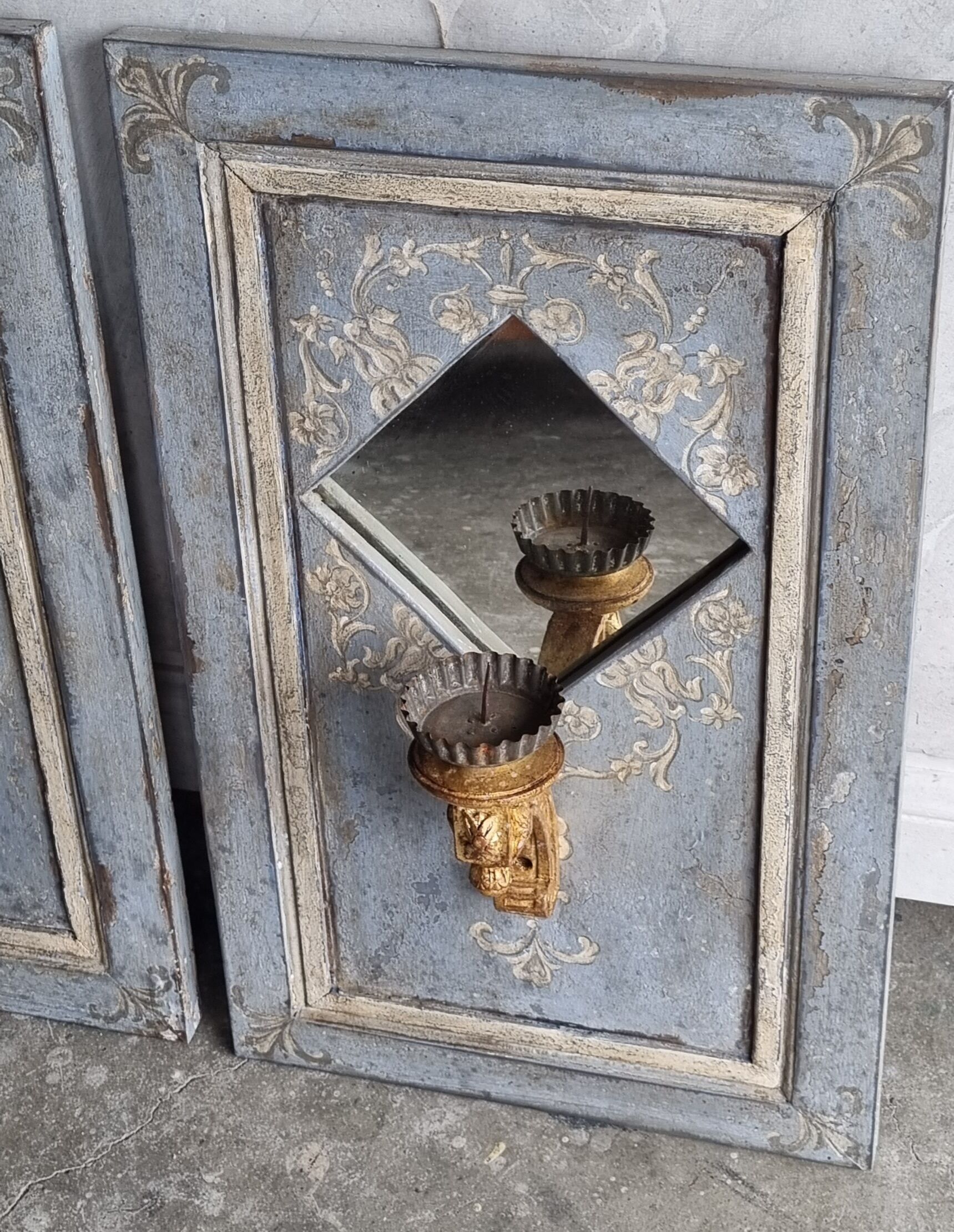 Pair of mirror, wall lamp