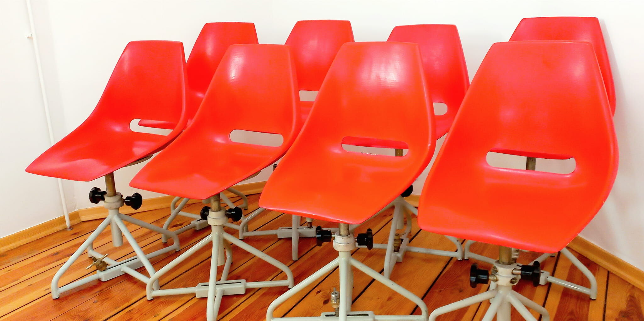 Swivel chair proj. M. Navratil for Vertex, Czechoslovakia 60"