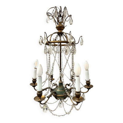 Lustre de style Louis XVI a guirlande de perle et tole peinte XX siècle