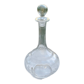 Elegant and vintage transparent glass wine decanter