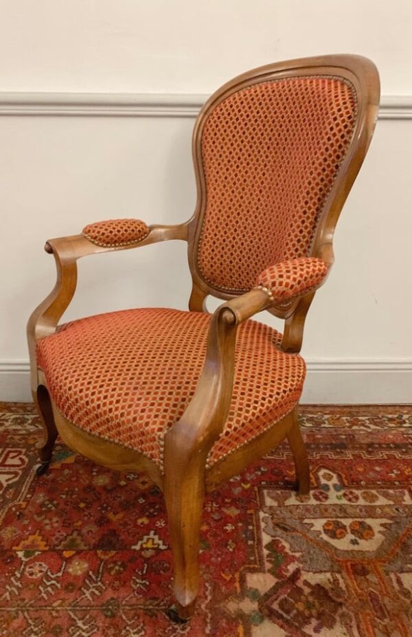 Fauteuil cabriolet style Louis XV, vers 1850