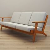 Canapé en chêne, design danois, années 1960, designer : Hans J. Wegner, fabricant : Getama