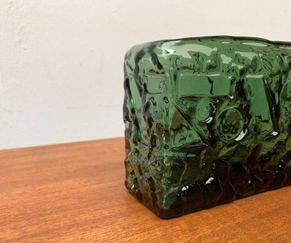 Swedish brutalist glass vase from the mid-century by Göte Augustsson for Ruda, 1960s.