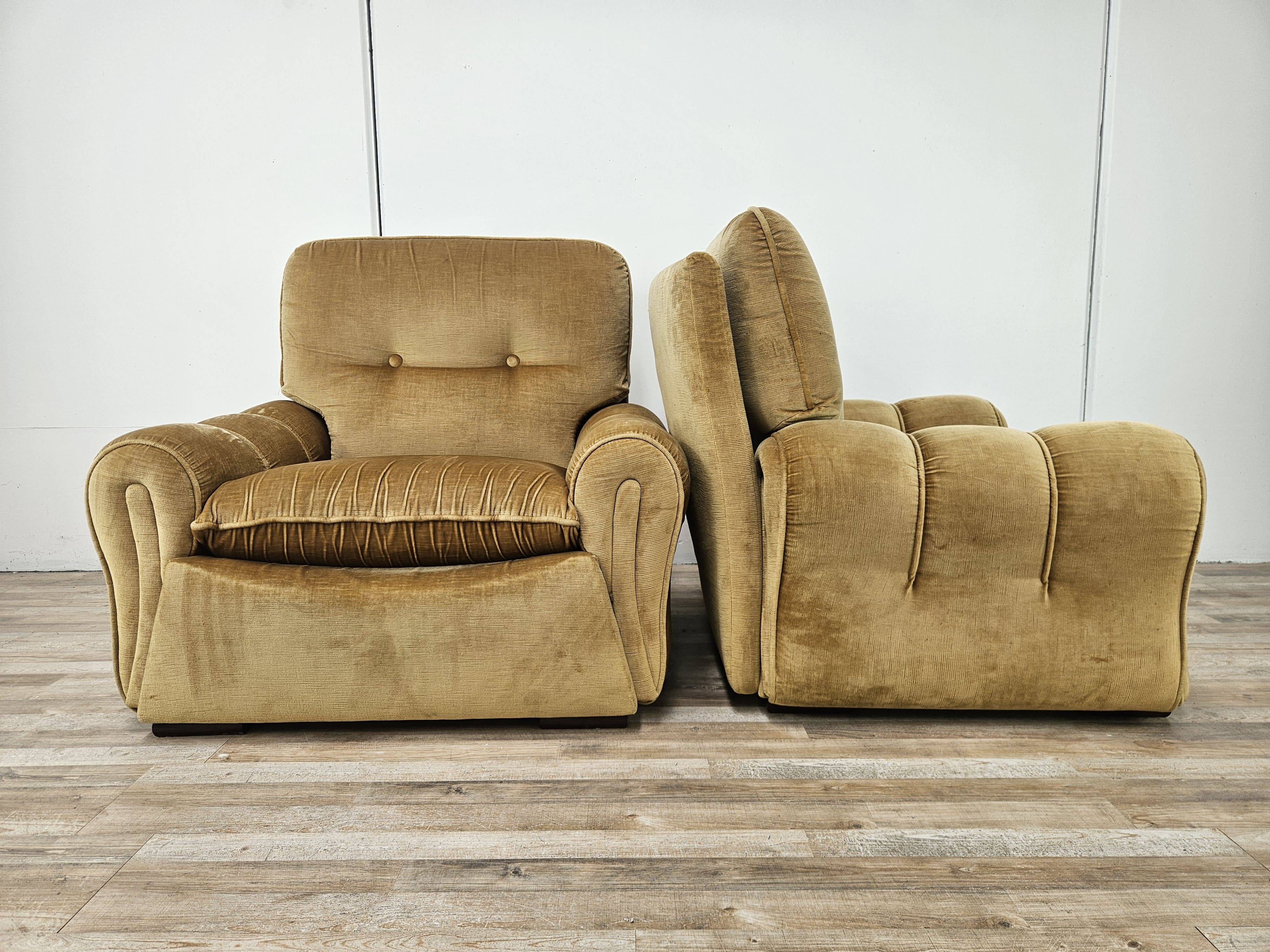 Vintage Italian armchairs from the 1970s