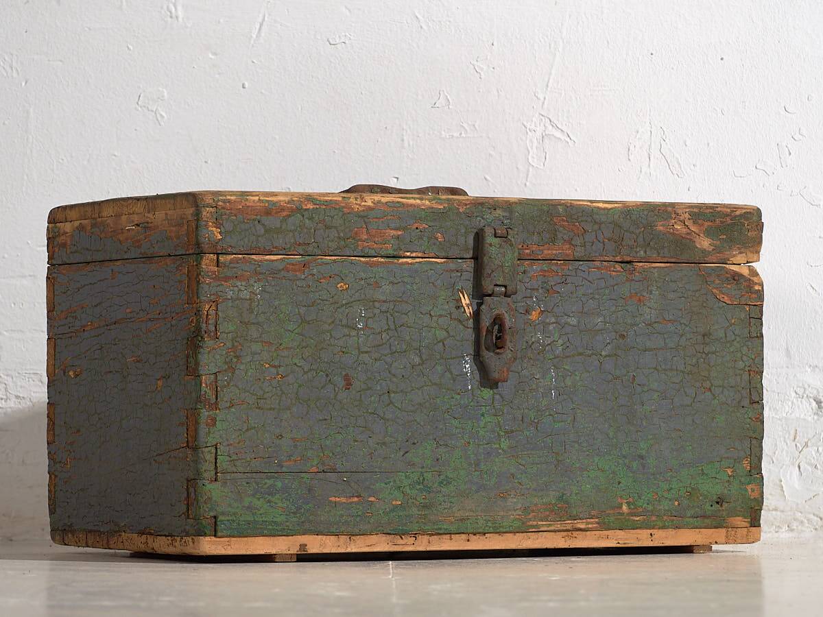 Antique military chest with green patina (c.1910) #67
