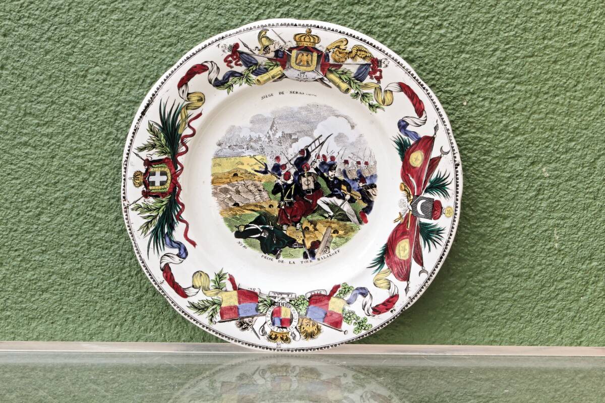 Set of 10 plates Creil & Montereau, Siege of Sebastopol, fine earthenware