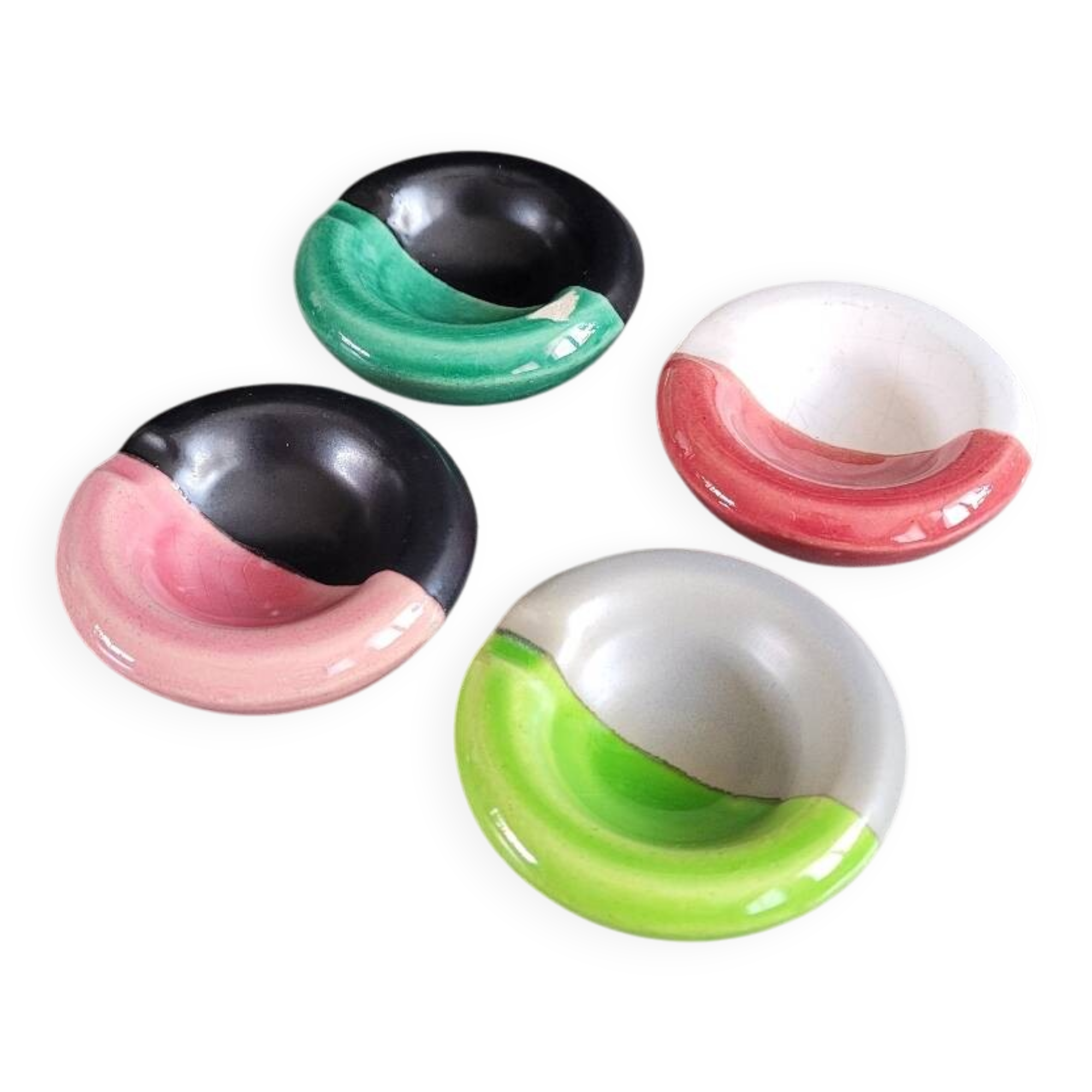 Lot de 4 petits cendriers individuels en céramique