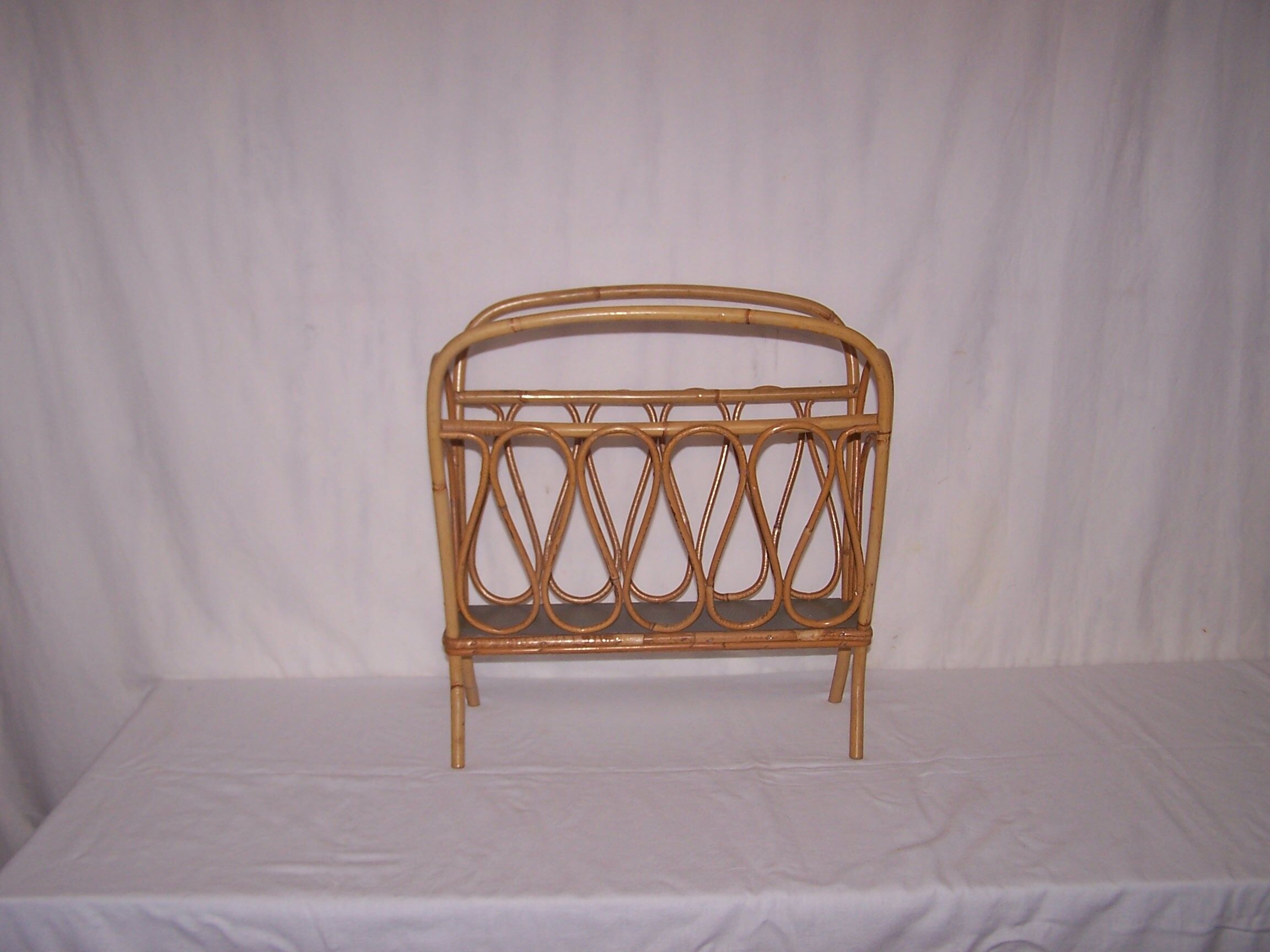 Rattan magazine holder - 50s
