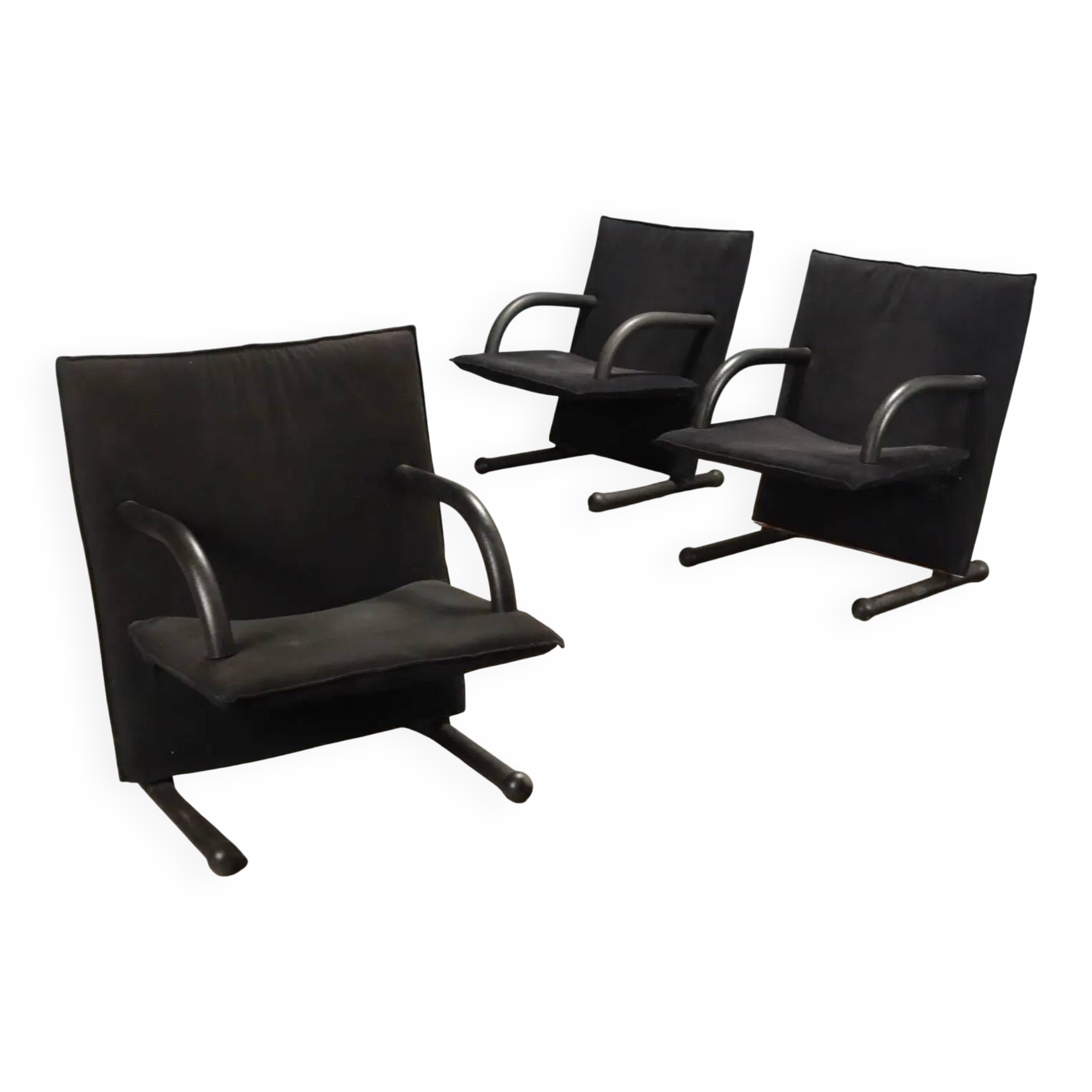 Artflex T Line armchairs designed by Burkhard Vogtherr in leather, Italy, 1980s.