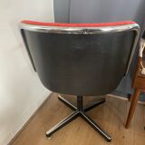 Pollock armchair red fabrics Knoll edition