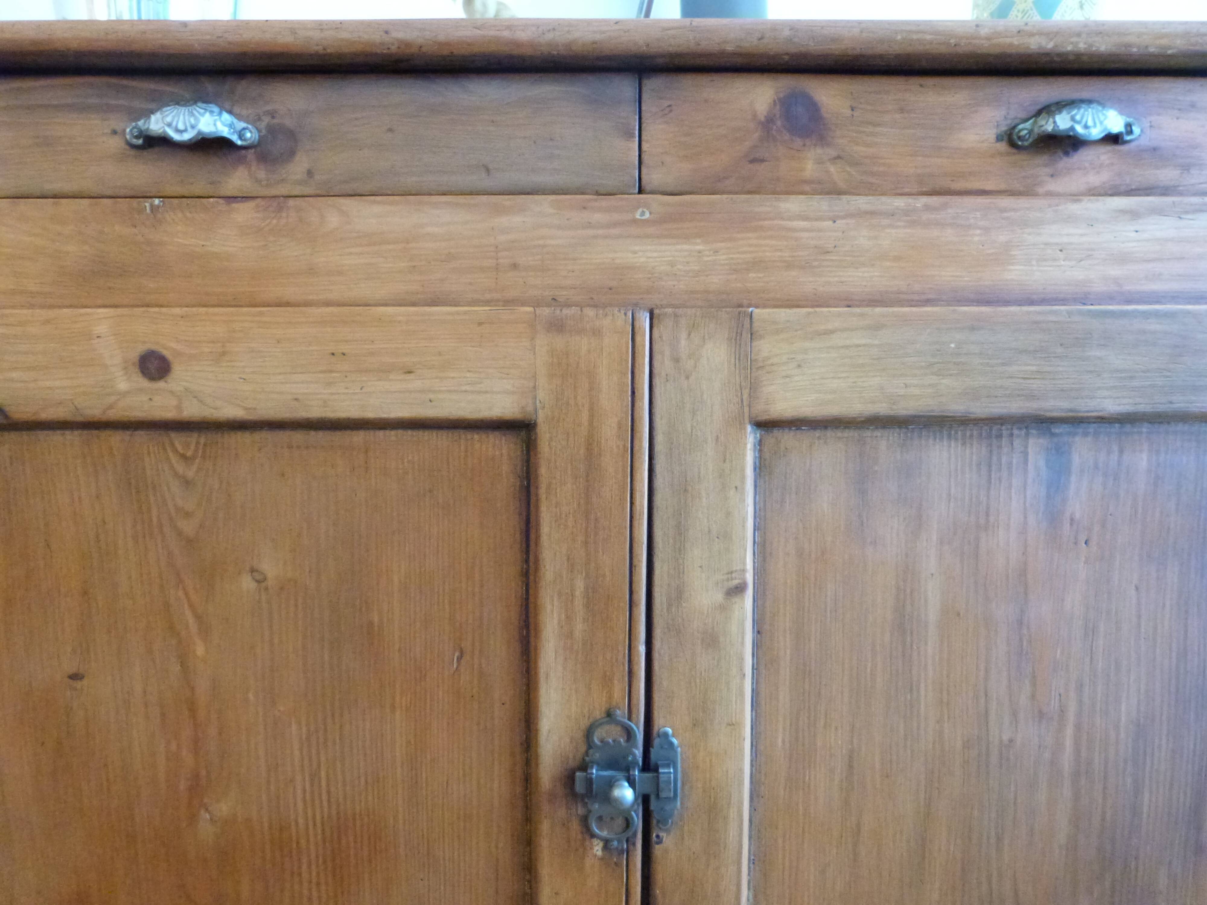 Buffet campagnard ancien