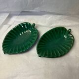 Ensemble de 2 plats en barbotine verte
