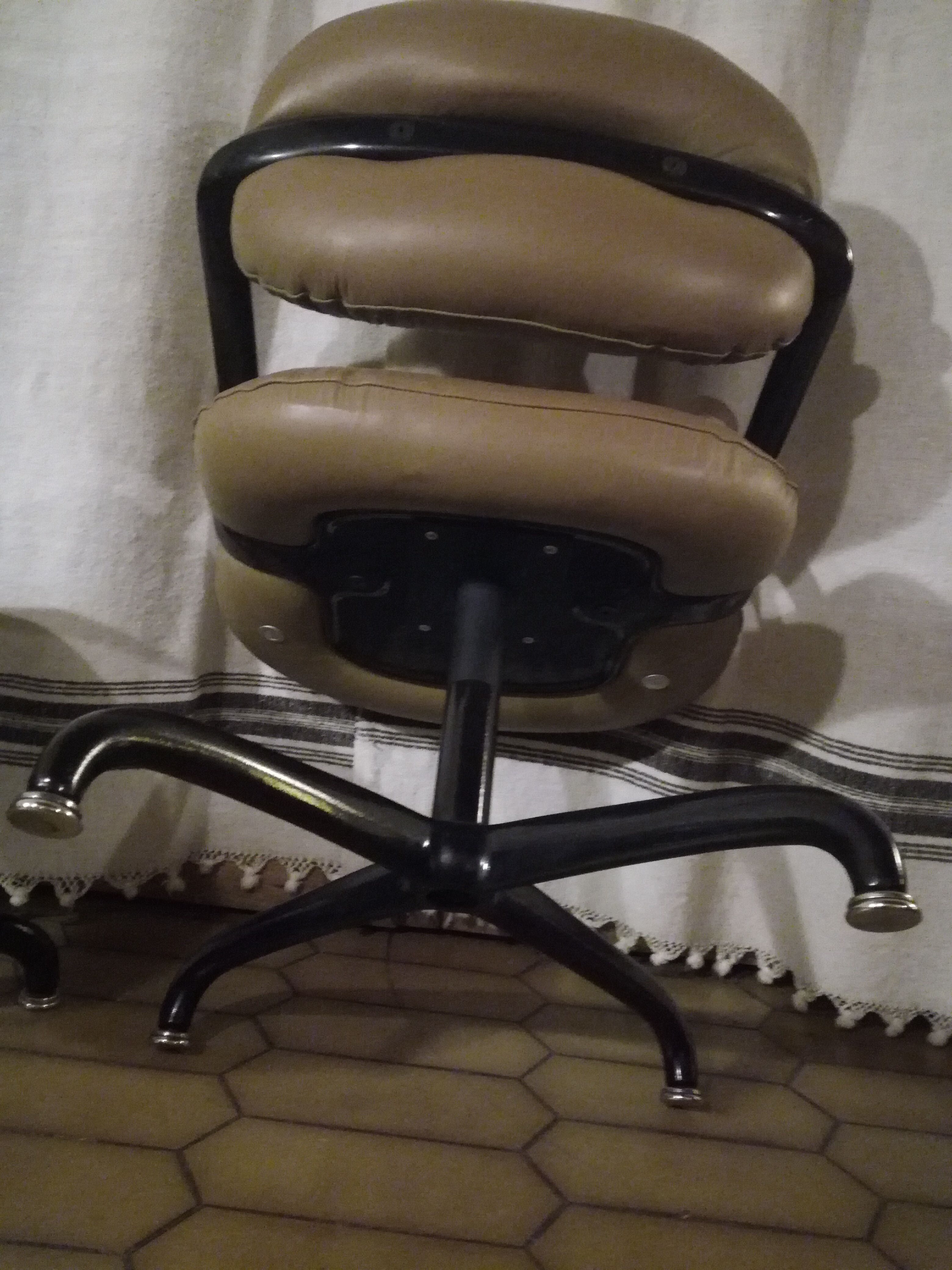 A.Morrison armchair and ottoman for Knoll New York 1973