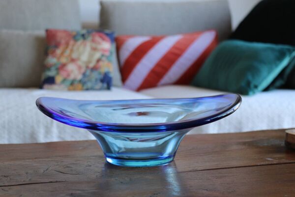 Coupelle en verre bleu scandinave vintage