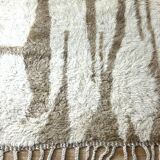 Berber Beni Ouarain rug from Morocco - Handmade wool, 180×120 cm
