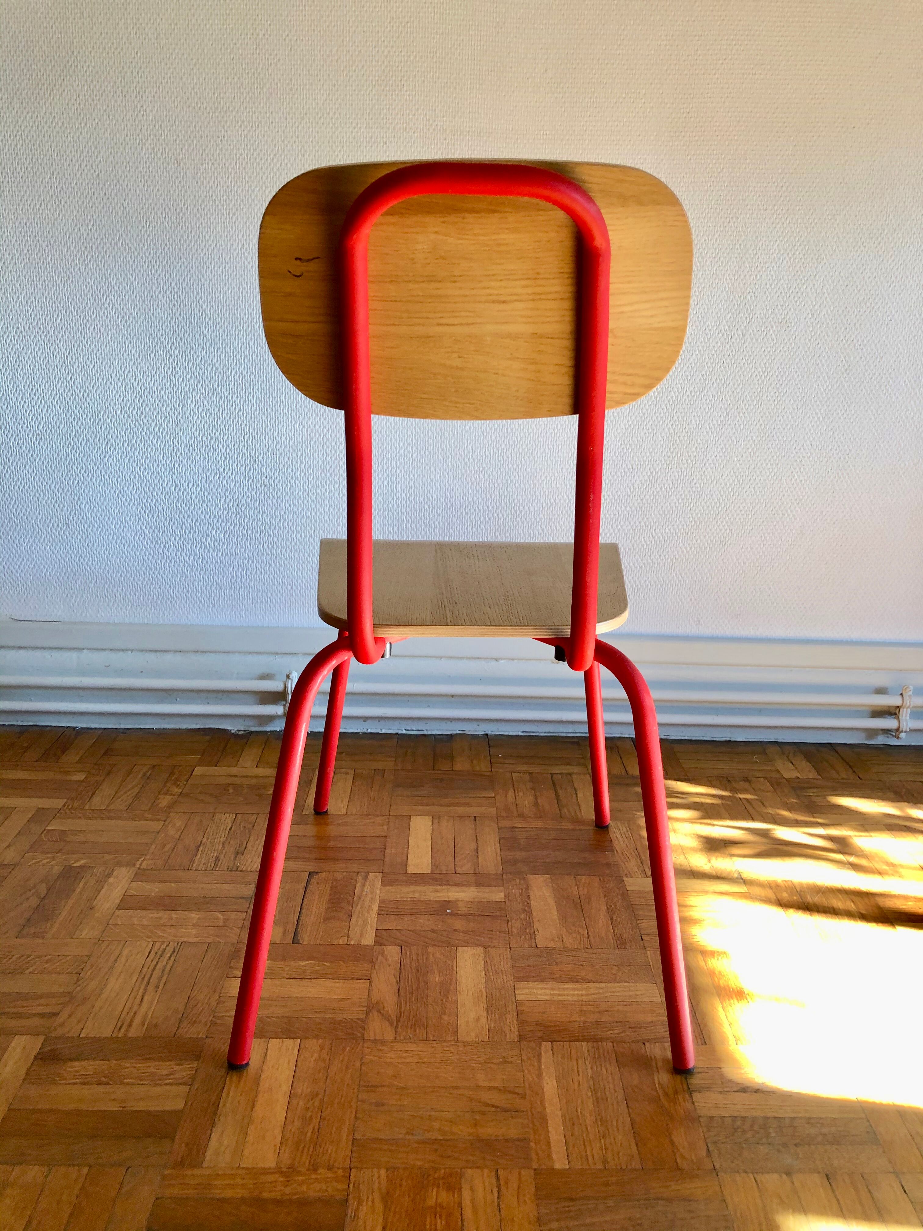 Esther Habitat Red Chair