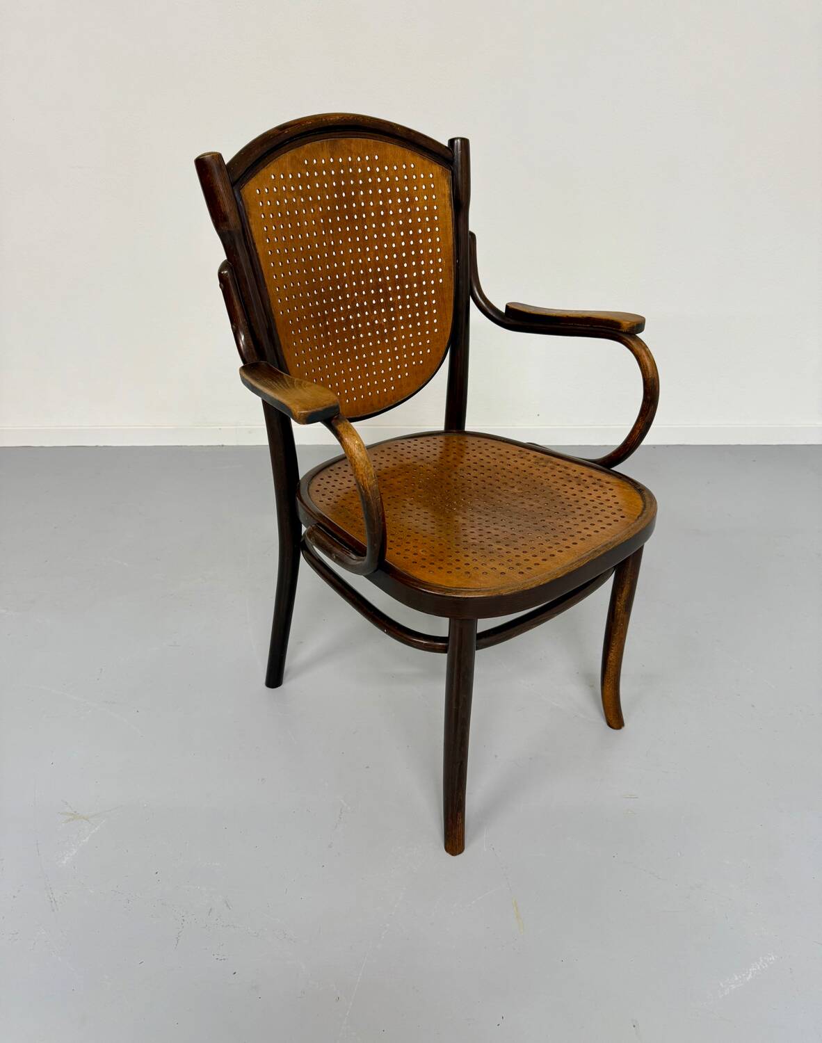 Antique Armchair Model 1059 Michael Thonet art nouveau 1920