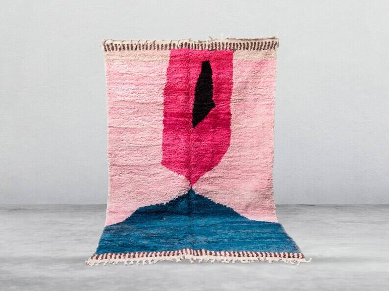 Handmade Moroccan rug 250cm x 150cm