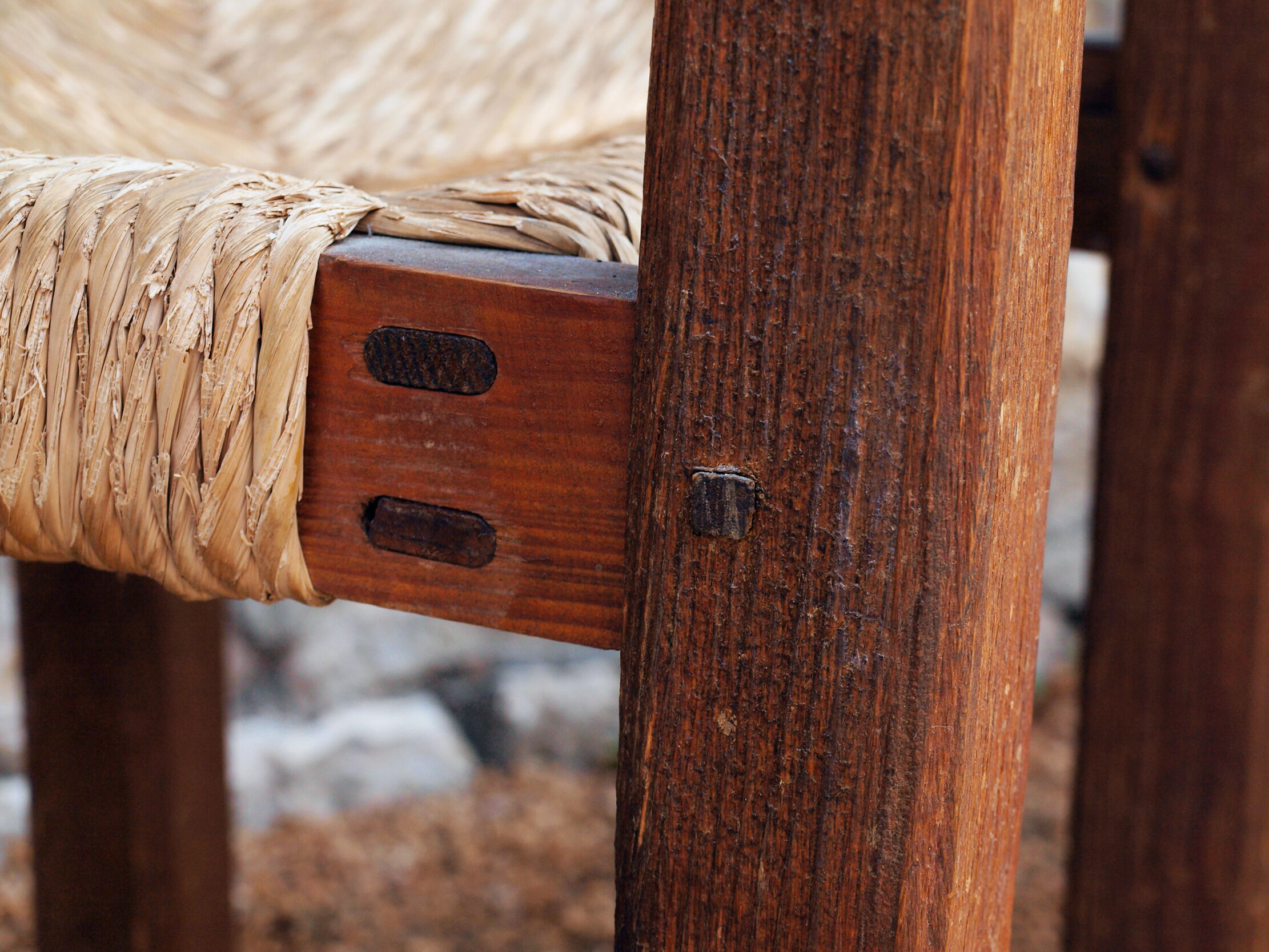 Brutalist chairs in pine and straw, France, 1950s, set of 4